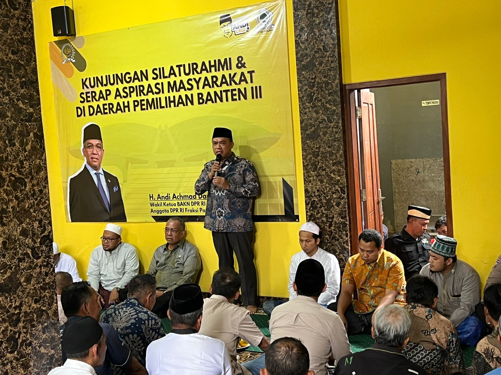 Ketua DPRD Amud saat mendampingi Anggota DPR Andi Achmad Dara Reses bersama masyarakat.
