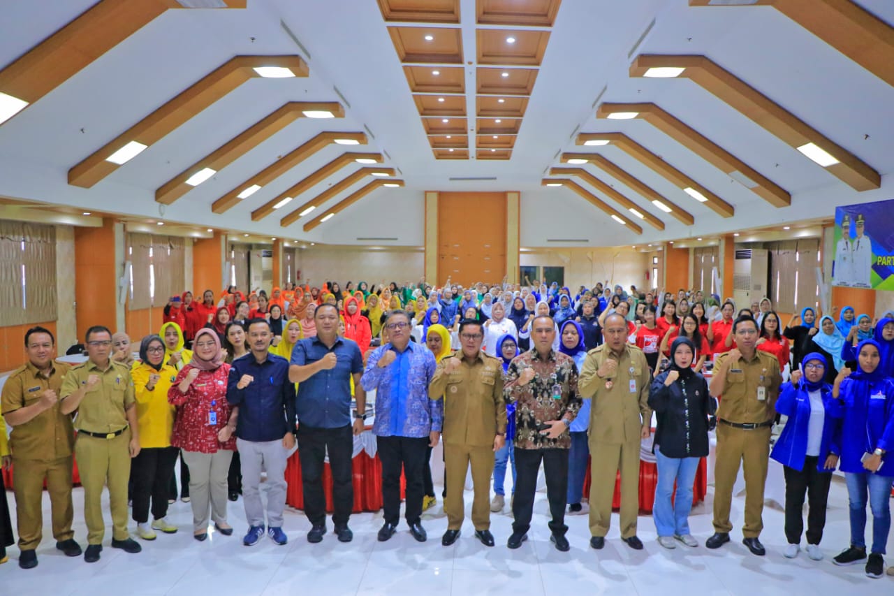 Kegiatan forum Politik di ruang Al Amanah Pusat Pemerintahan kota Tangerang.