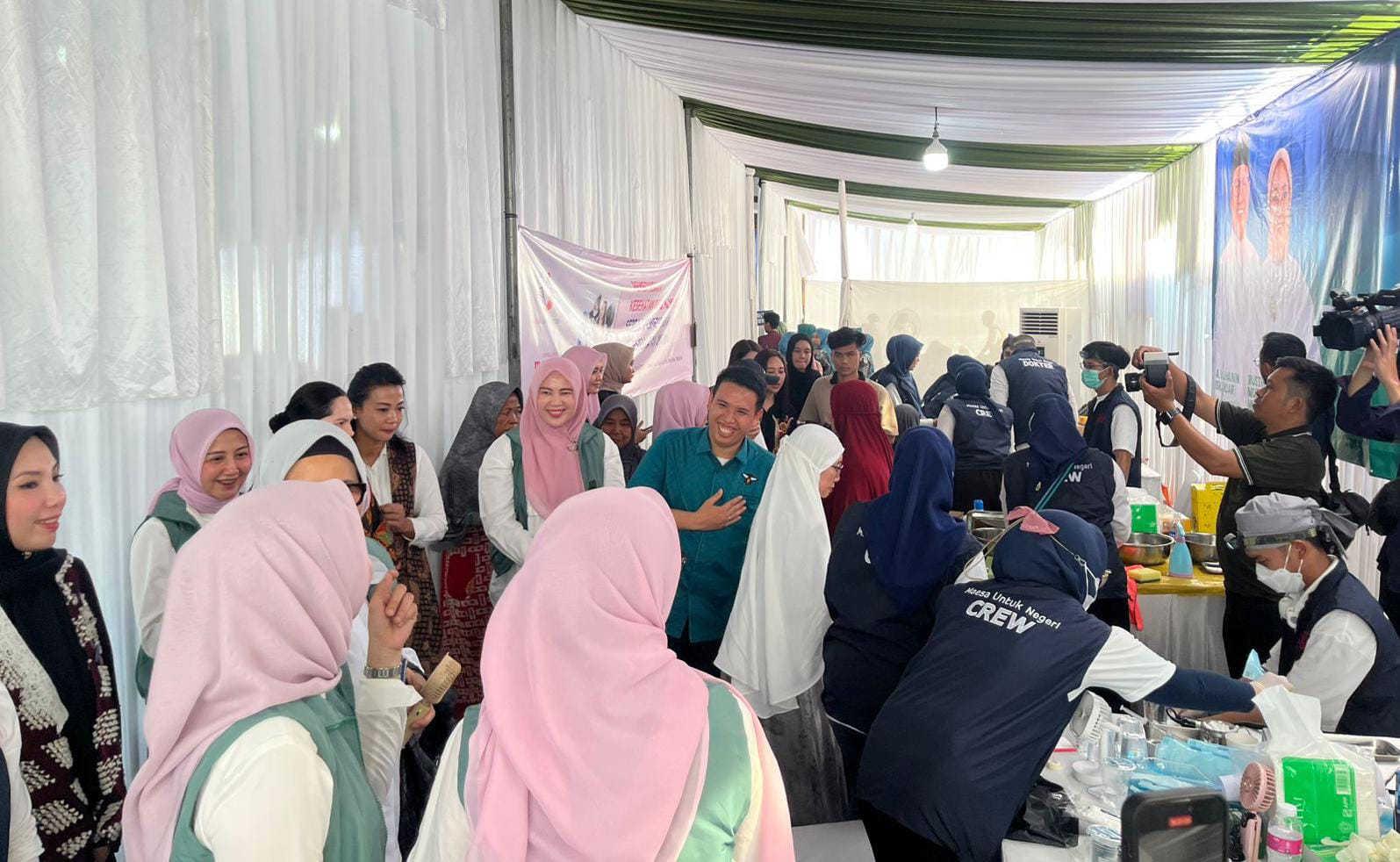 Forum silaturahmi istri fraksi PKB saat gelar baksos.