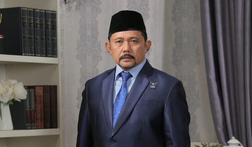Asep Hidayat anggota DPRD Banten juga Ketua DPC Demokrat Kota Tangerang.