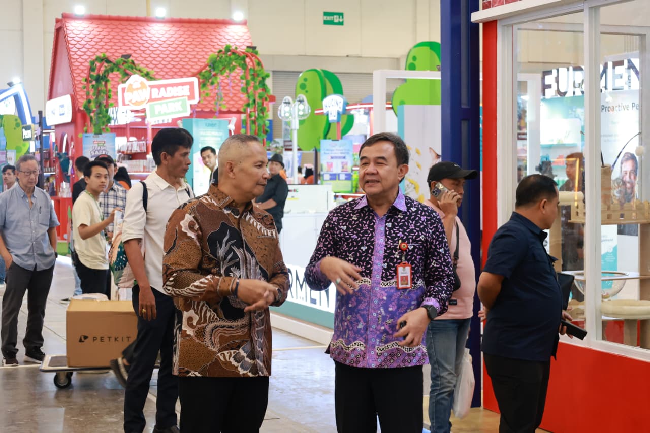 Sekda Soma Atmaja Bersama Direktur Utama PT. Temali Indonesia yang juga Ketua Penyelenggara IIPE 2025, Didit Siswodwiatmoko.