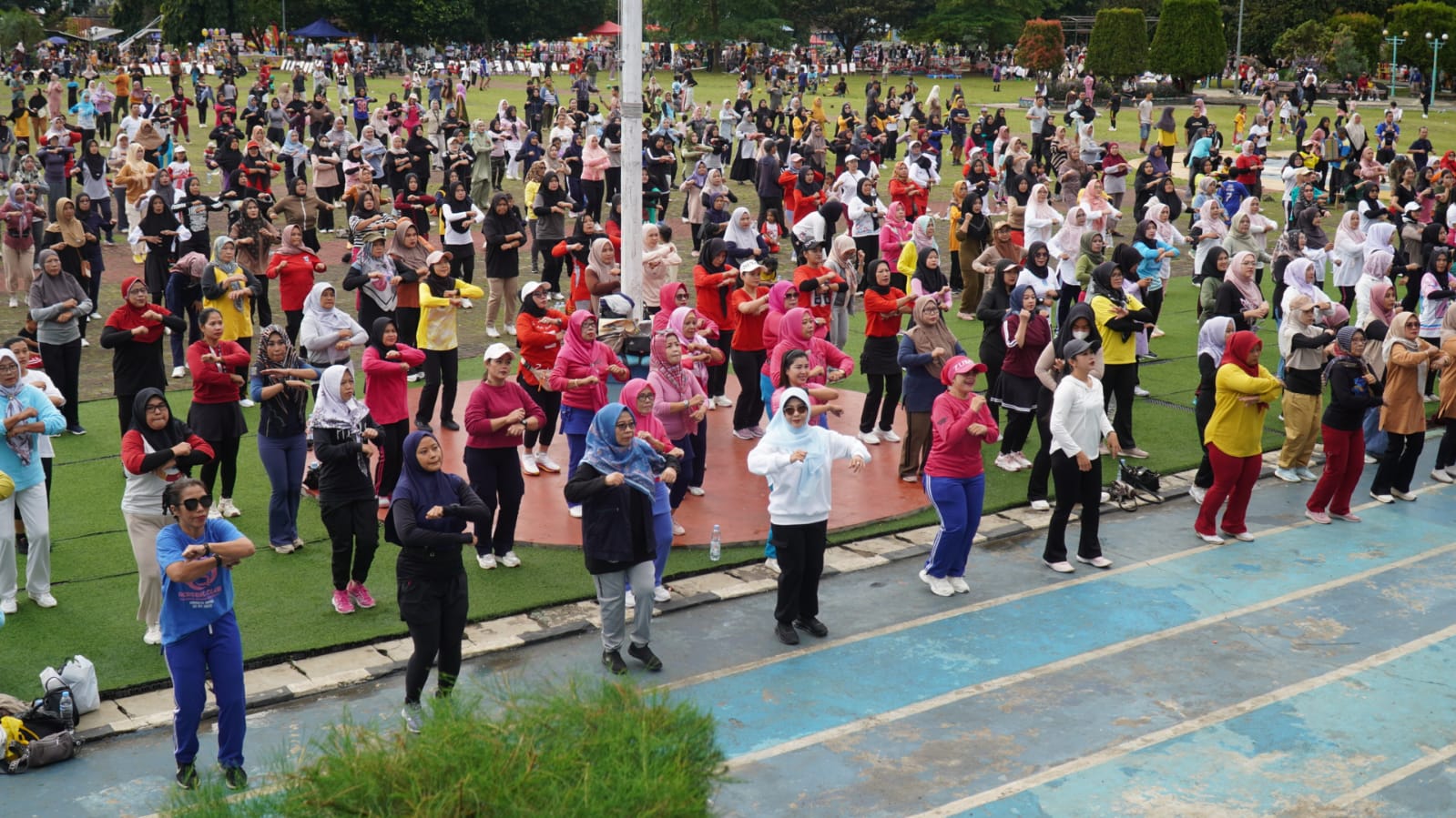 Senam di CFD Pandeglang.