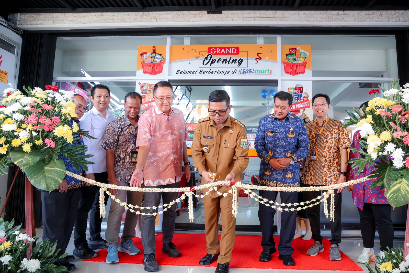 Peresmian Minimarket Adismart di Balaraja.