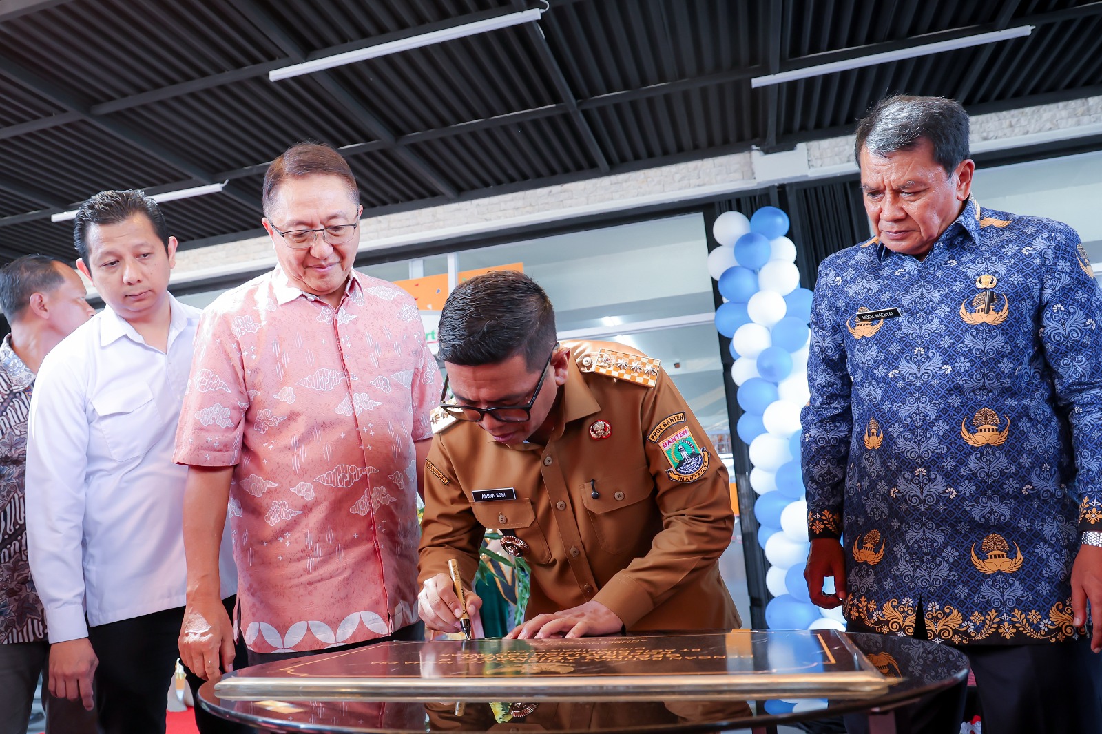 Peresmian Minimarket Adismart di Balaraja.