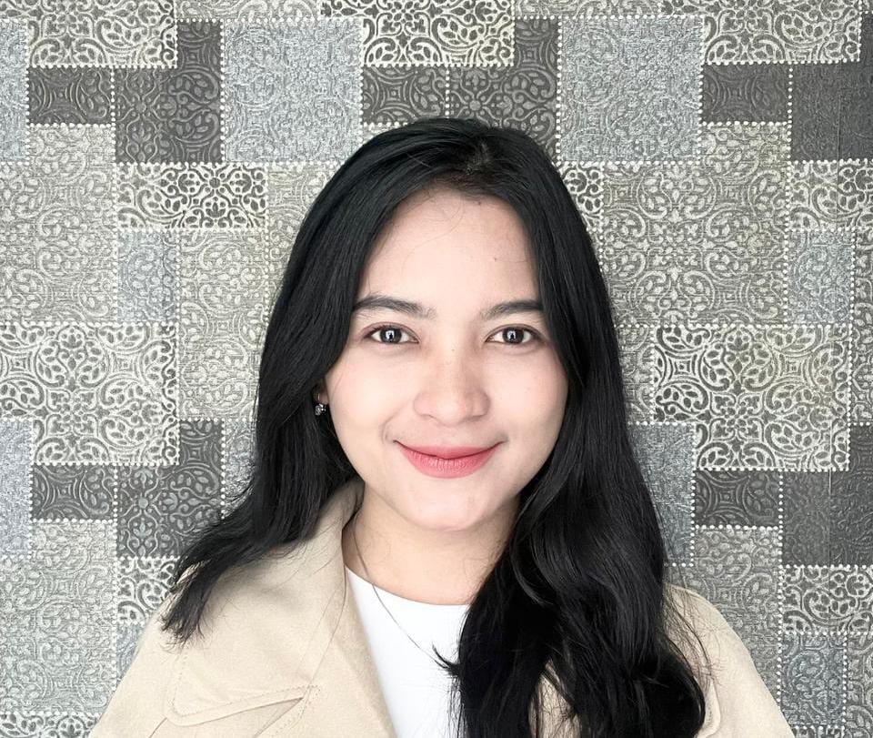 Dinda Ariyana Liyanty Mahasiswi Universitas Pamulang Indonesia.