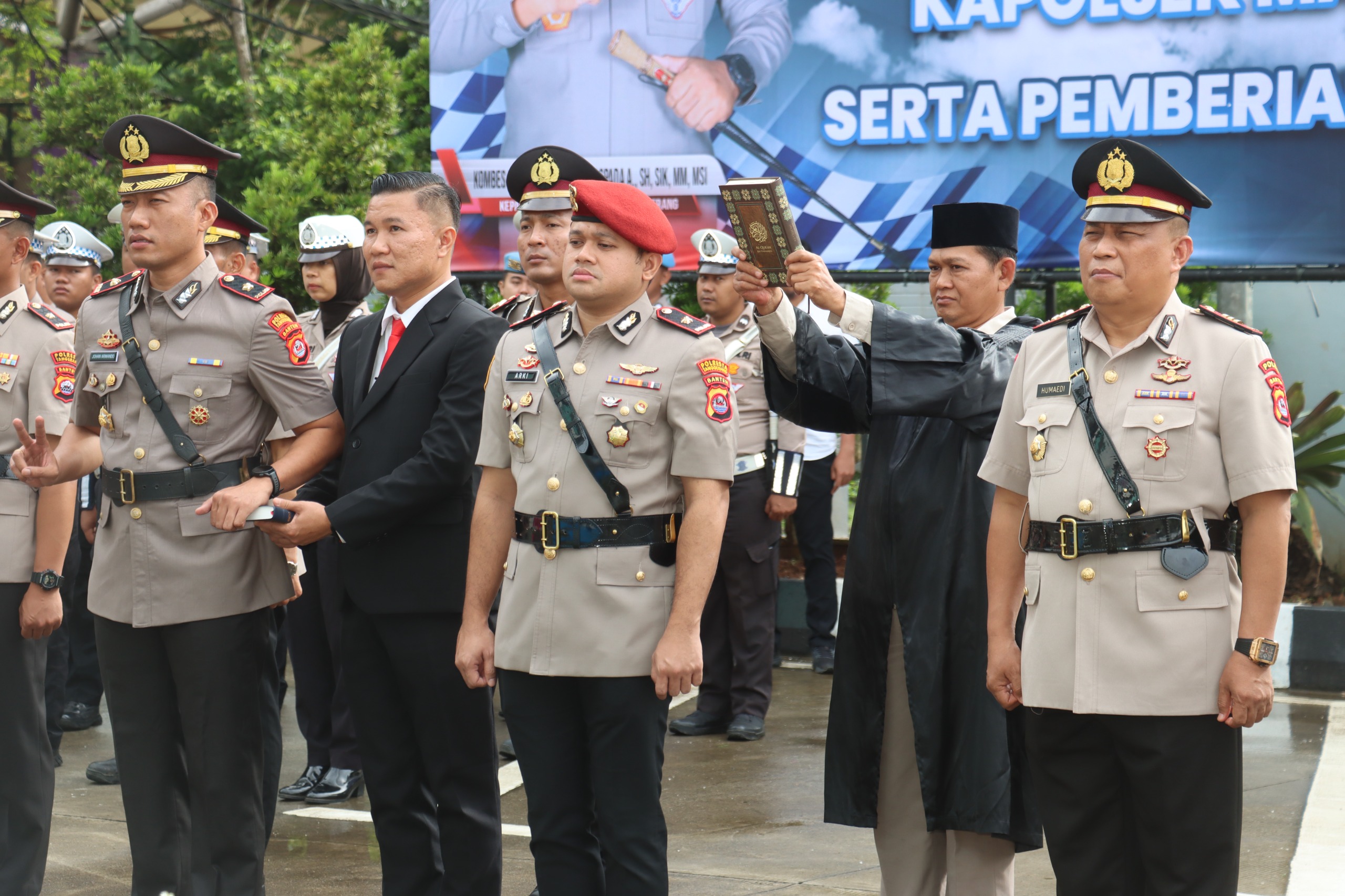 Kegiatan sertijab sejumlah pejabat utama di Polresta Tangerang.