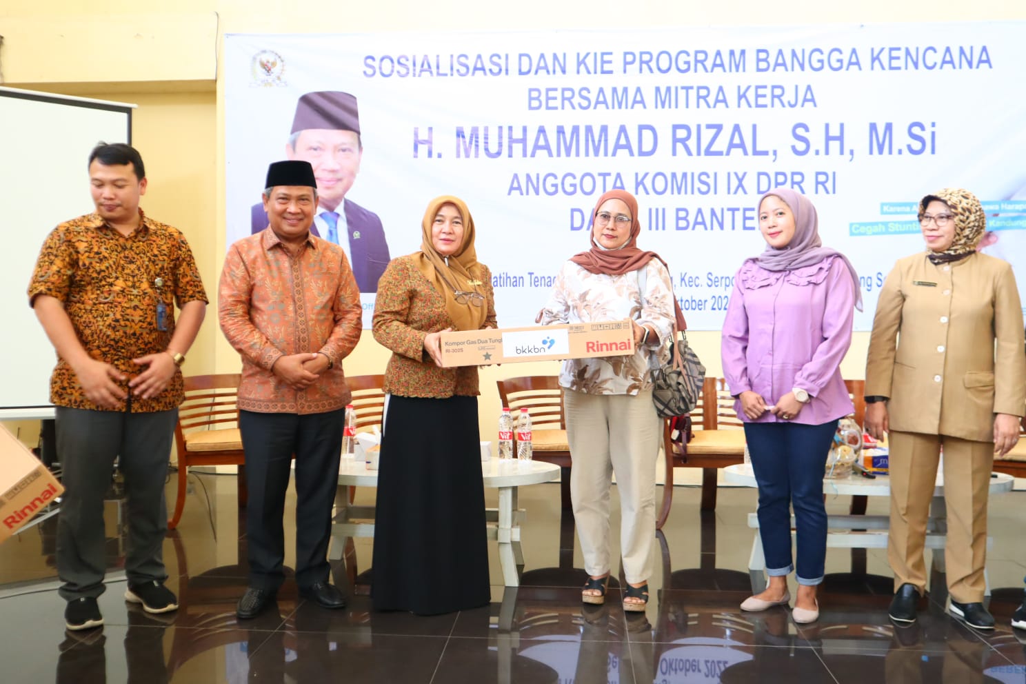 Muhammad Rizal Politisi PAN Bersama BKKBN Sosialisasi KIE Program Bangga Kencana di Serpong Tangsel