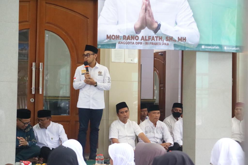 Rano Alfath DPR RI Gelar Sosialisasi Empat Pilar Kebangsaan di Pinang