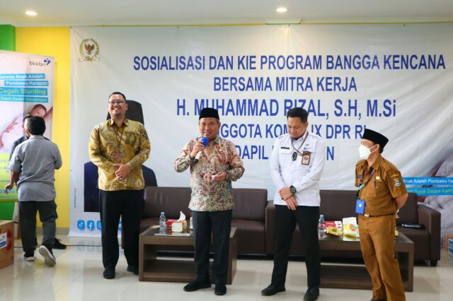 Muhammad Rizal DPR RI Bareng BKKBN Gelar Sosialisasi KIE Program Bangga Kencana di Kabupaten Tangerang