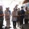 Bupati Irna saat menggunting pita simbolis launching komunitas digital di Bawaslu Pandeglang.