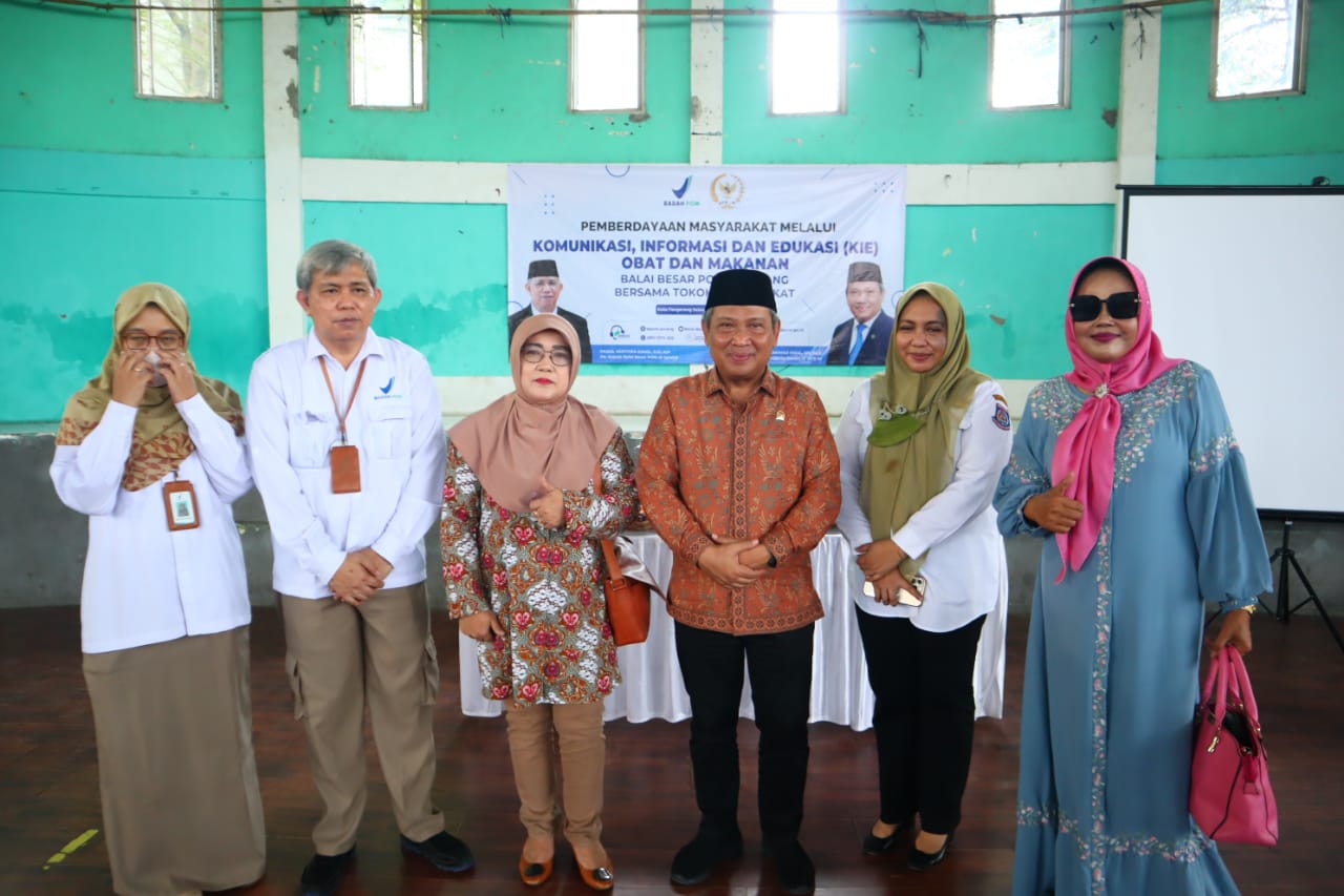 Muhammad Rizal DPR RI Gandeng BPOM Sosialisasi KIE obat dan makanan Bersama tokoh masyarakat Ciputat Tangsel