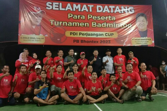 Gelar Badminton PDI Perjuangan Cup di Teluknaga, Irvansyah ingatkan masyarakat Berpolitik Jangan Bermusuhan