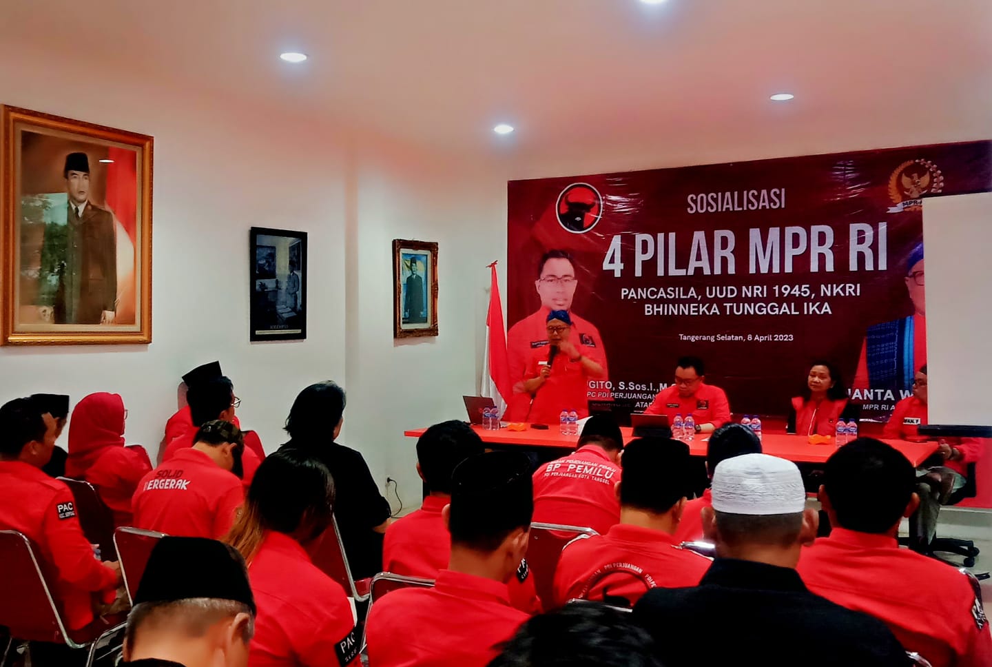 Ananta Wahana saat memaparkan materi sosialisasi 4 Pilar MPR RI.