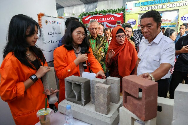 Ini Karya Putera Daerah di TTG XVII Provinsi Banten, Pj Al Muktabar Minta Teknologi Tepat Guna Berdayakan Masyarakat