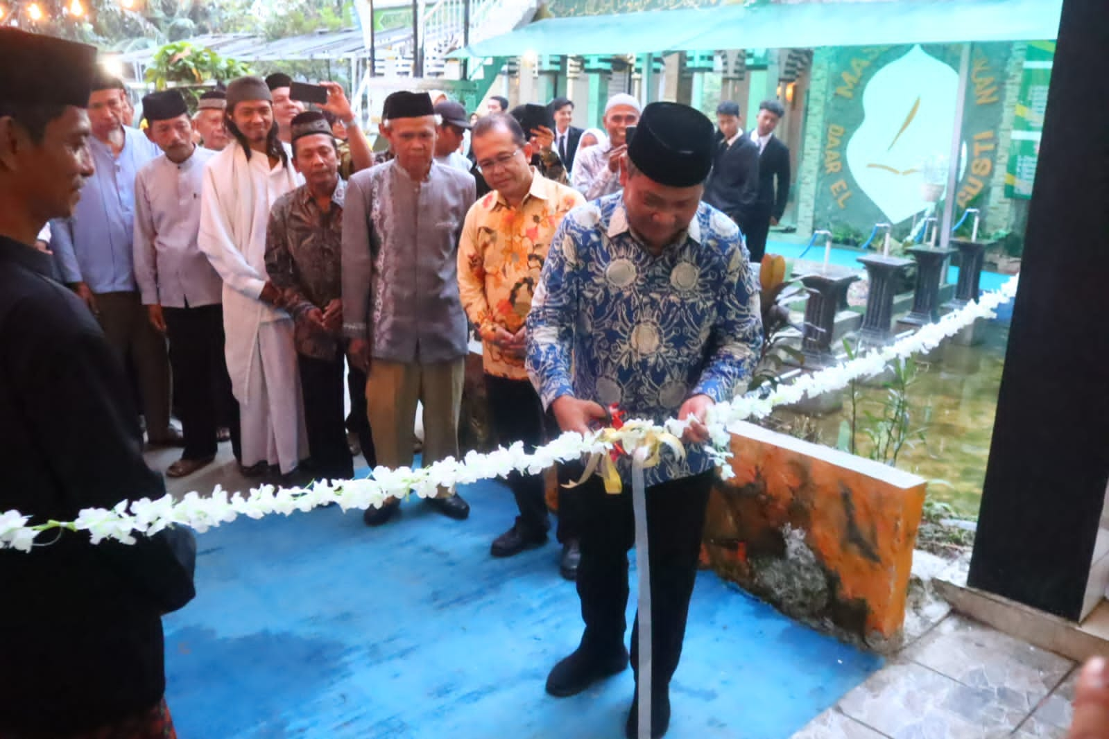 Muhammad Rizal DPR RI Berikan Bantuan Pembangunan Ruang Kelas Sekolah Mts Daar El Gusti di Peusar