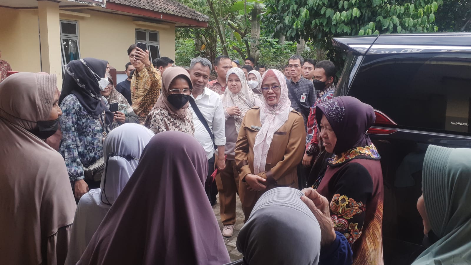 Mensos Risma Jenguk Korban TPPO, Kunjungi RSUD Berkah, Juga Mengapresiasi Forkopimda Pandeglang