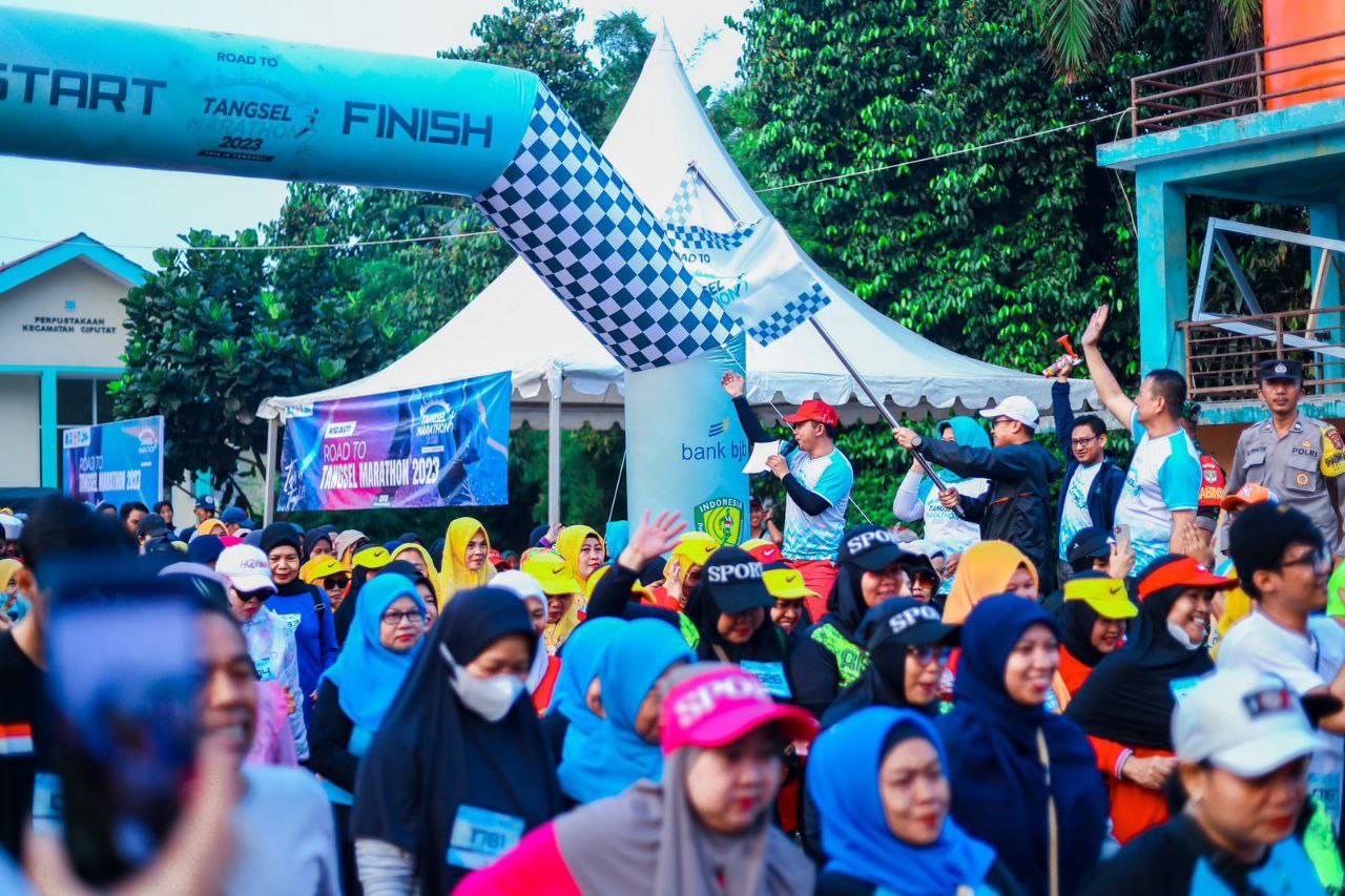 Pilar Saga Ichsan Buka Gelaran Road To Tangsel Marathon 2023 di Ciputat