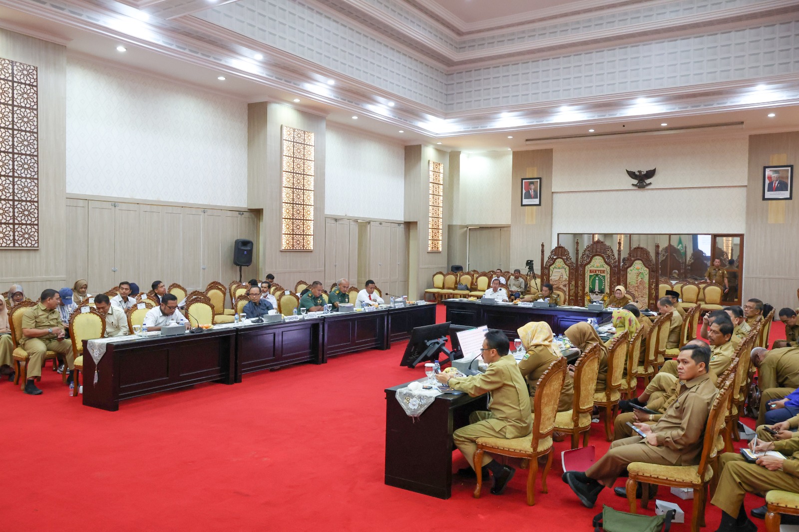 Rakor Inflasi secara virtual di Pendopo Gubernur Banten, KP3B Curug, Kota Serang, Senin (7/8/2023).