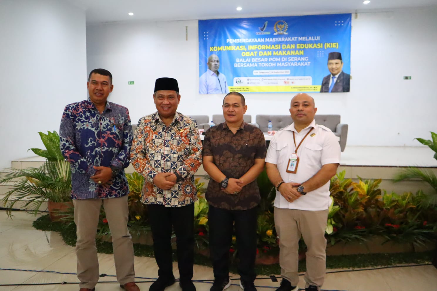 Muhammad Rizal DPR RI Gelar Sosialisasi Tentang Program BPOM di Legok, Diapresiasi Kades Kemuning dan Serdang Wetan