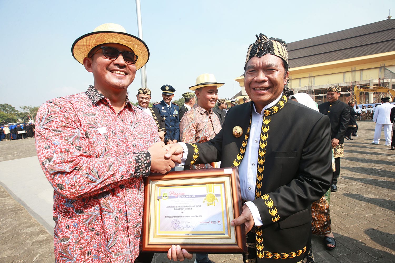 HUT Banten ke-23 Tahun, Al Muktabar Berikan Penghargaan ke Jajarannya Yang Berprestasi, Semua Pihak Diajak Membangun