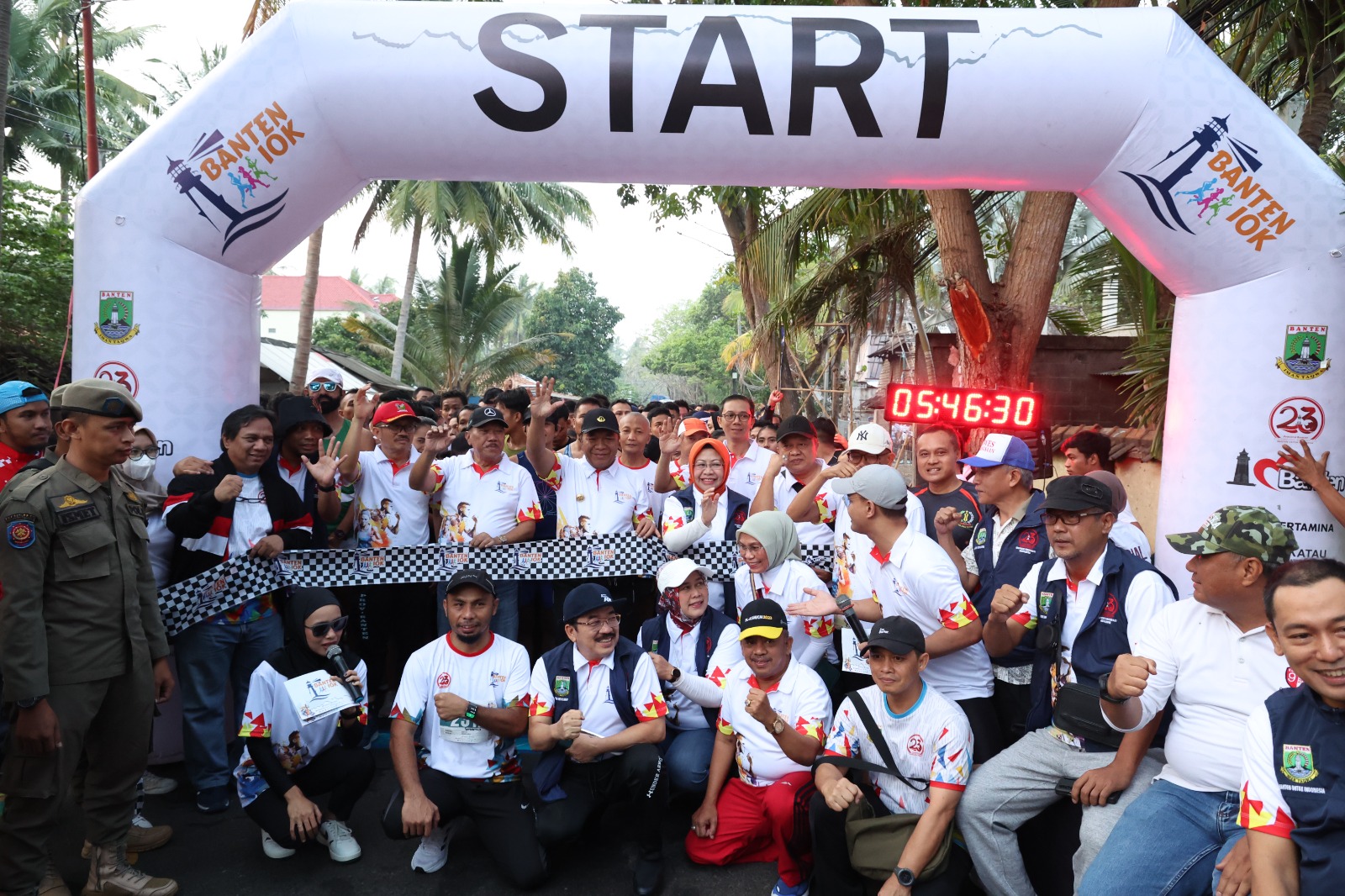 Pj Al Muktabar saat ikut Maraton Banten 10K di Anyer.