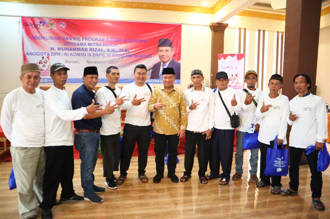 Dewan Muhammad Rizal Sosialisasi Program BKKBN, Masyarakat Binong Curug Antusias dan Bangga Punya DPR RI Sering Membantu Di Wilayah