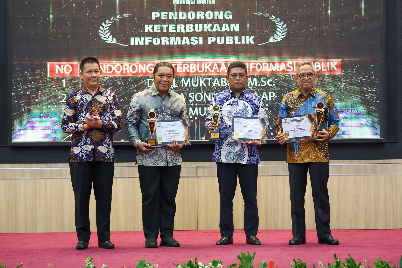 Anugerah Keterbukaan Informasi Publik Provinsi Banten Tahun 2023 di Pendopo Gubernur Banten.