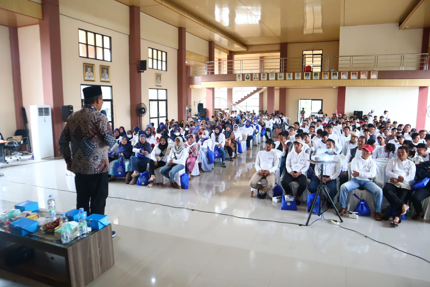 Muhammad Rizal DPR saat memaparkan materi sosialisasi pencegahan stunting.