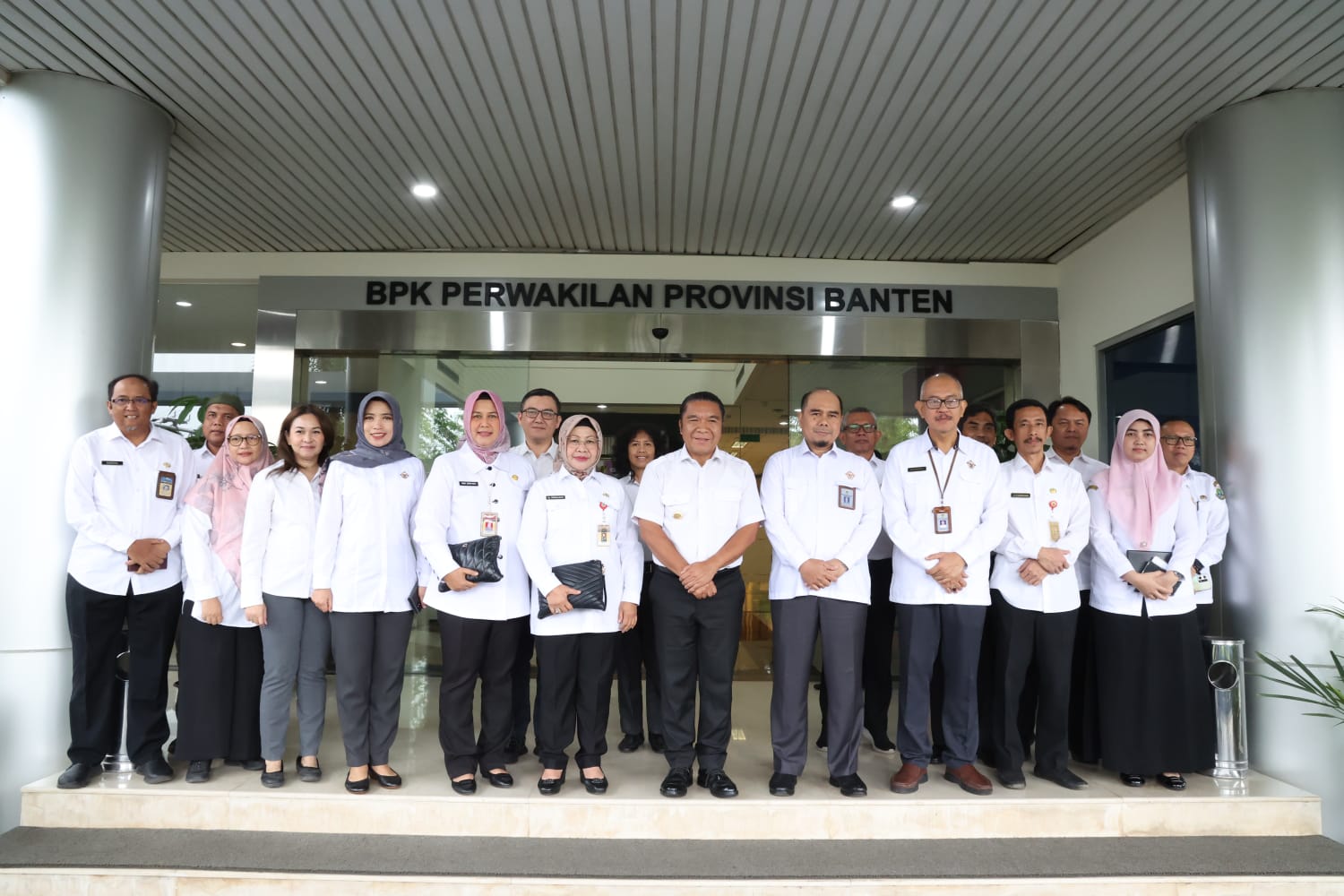 Pj Al Muktabar bersama pimpinan BPK Banten.