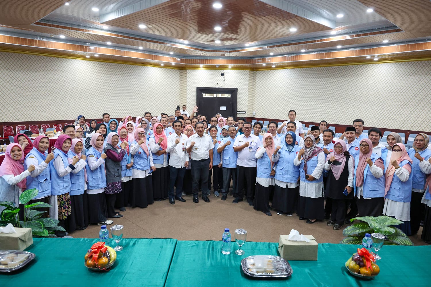 Pj Al Muktabar bersama Penyuluh Antikorupsi Seluruh Indonesia (PAKSI) Provinsi Banten.