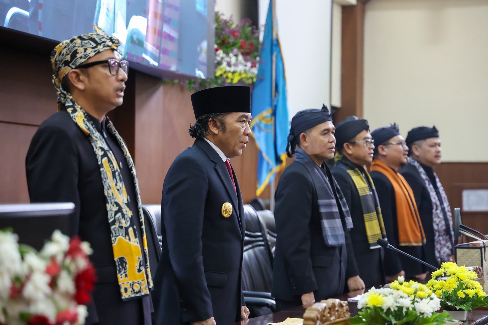 Pj Al Muktabar, Wabup Tanto, dan Pimpinan DPRD Kabupaten Pandeglang.