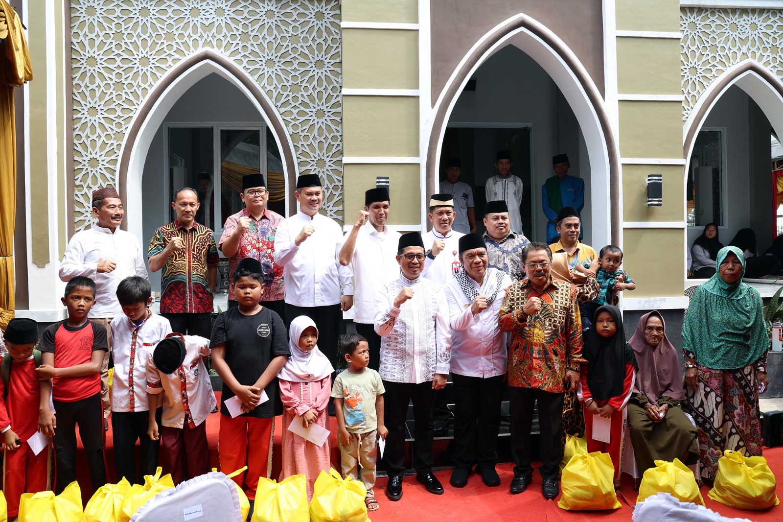 Peresmian Wakaf Masjid Kejagung RI di Desa Mekarsari Jambe.