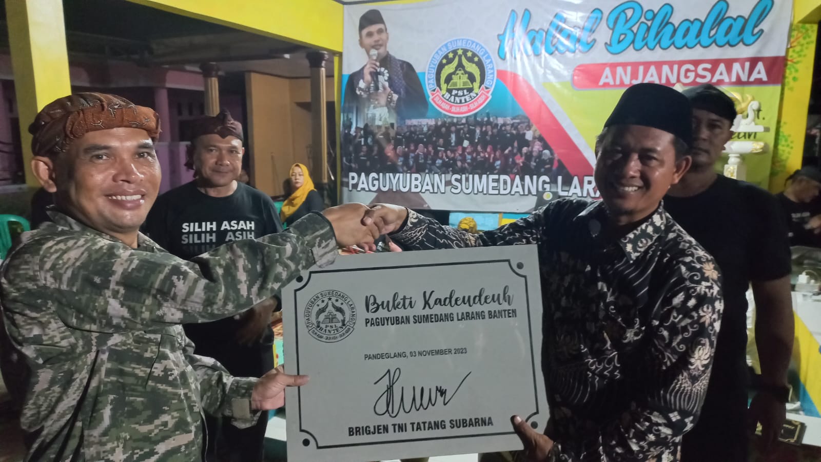 Paguyuban Sumedang Larang Banten Berikan Bantuan Sumur Bor di Desa Bojen Pandeglang