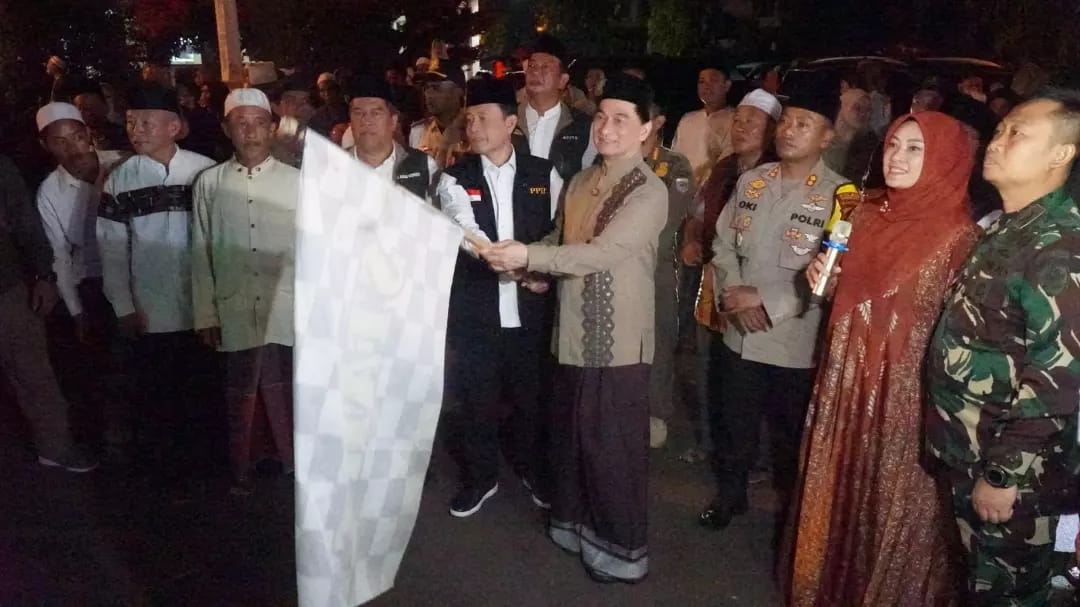 Bupati Irna Didampingi Dimyati Lepas Jemaah Calon Haji, Kemenag : Qouta Pandeglang Dapat 955 Calhaj