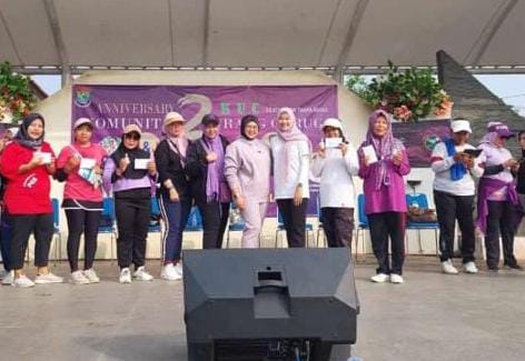 Intan Nurul Hikmah Senam Aerobic Bersama Komunitas Urang Curug Tangerang Meriah