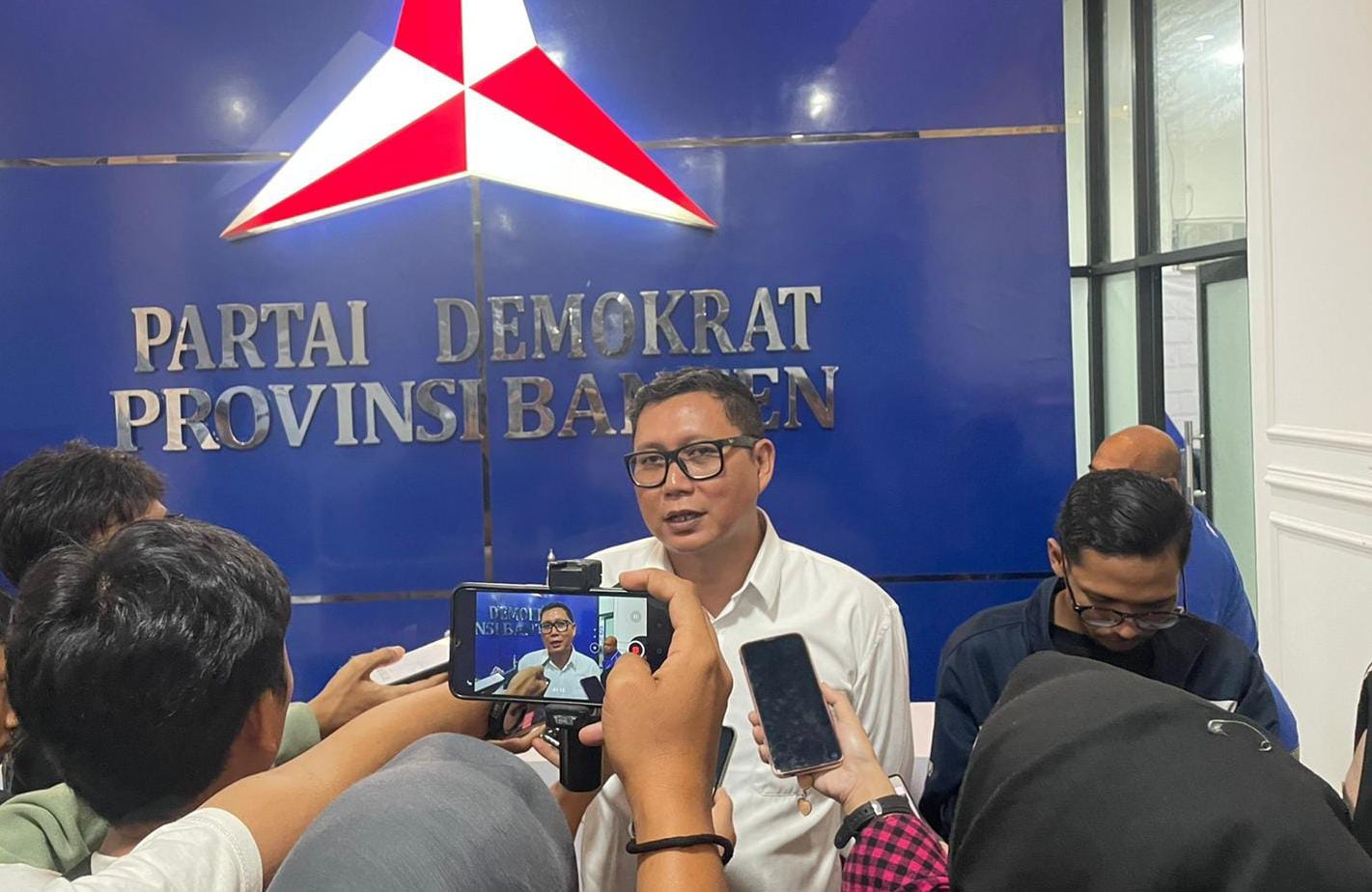 Achmad Herwandi Bakal Calon Walikota Serang Dapat Surat Tugas dari DPP Demokrat