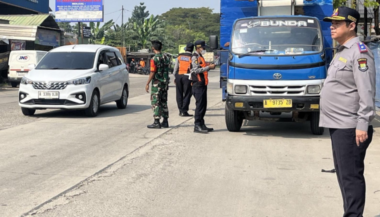 Dishub Tangerang Gelar Razia Angkutan Barang, Sukri Kepala Bidang Lalu Lintas Sebut 13 Kendaraan Ditindak