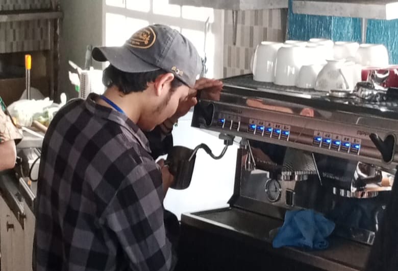 Pelatihan Barista di Anyer.