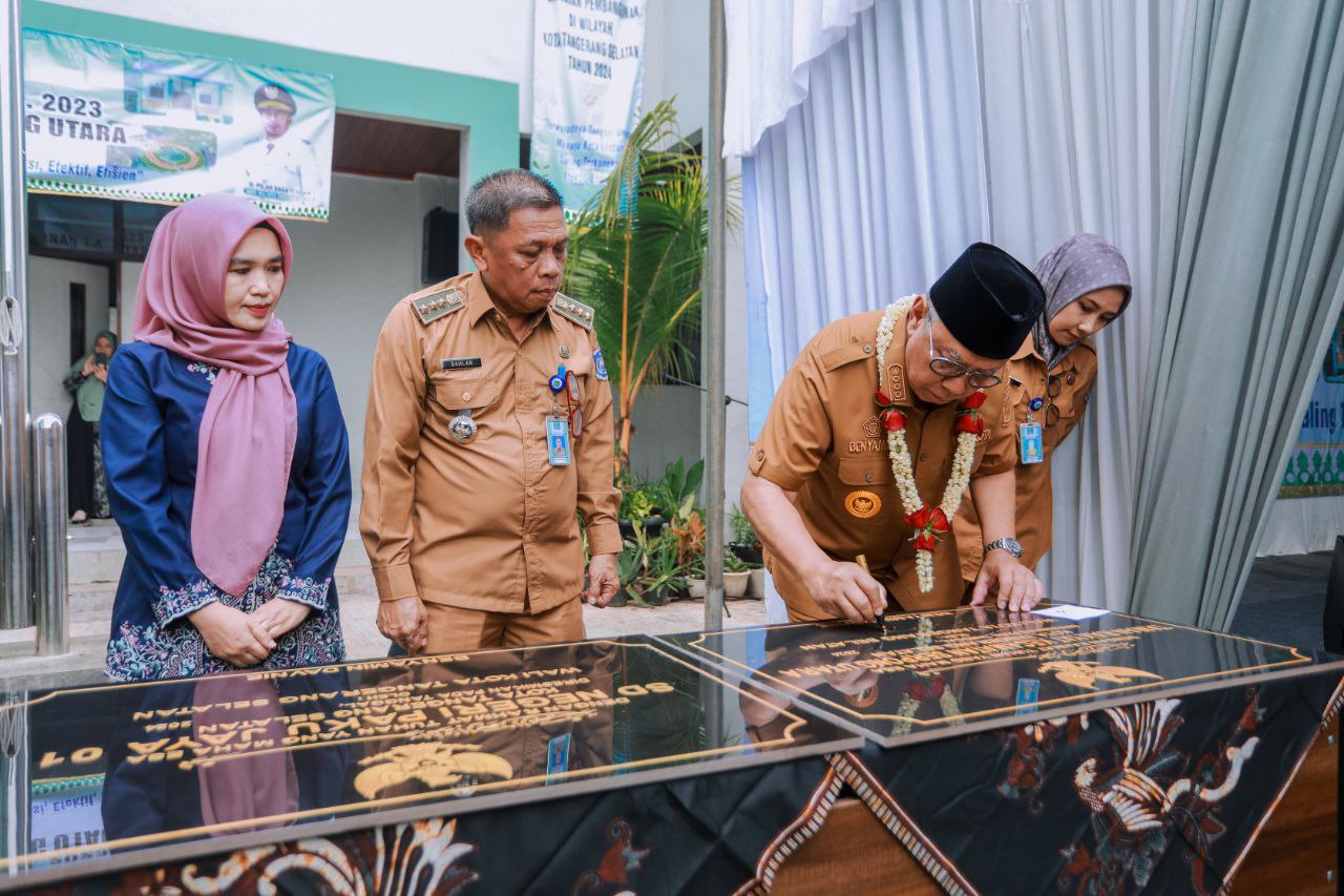 Benyamin Resmikan Gedung Baru SDN Pakujaya 01 dan SDN Pondok Jagung 04