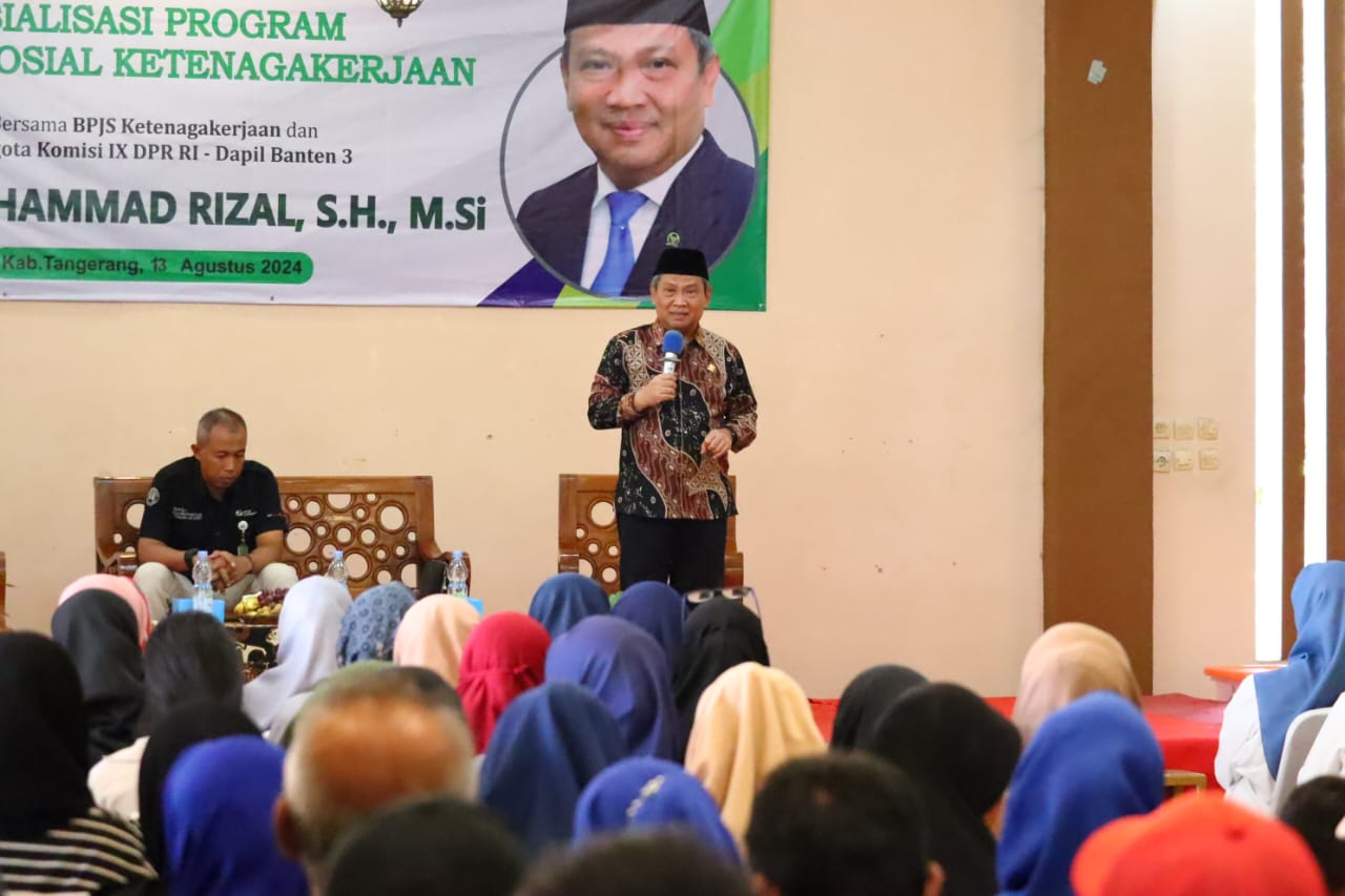 Muhammad Rizal DPR RI Sosialisasi Jaminan Sosial Ketenagakerjaan BPJSTK Bersama Warga Binong