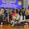 Gita Swarantika Anggota DPRD Kabupaten Tangerang Fraksi PDIP bersama keluarganya.