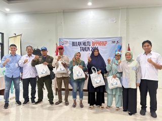 Nuraeni Anggota Komisi IV DPR Bersama BPPMHKP RI Bagikan 2.200 Ton Ikan Segar di Serang