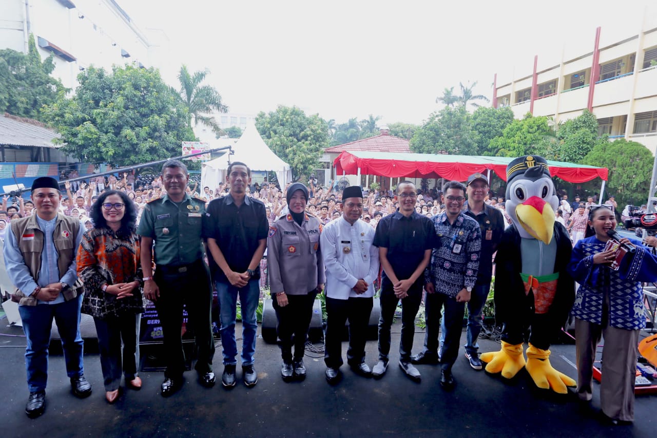 KPU Kota Tangerang Goes To School di SMA Yadika 3 Karang Tengah.