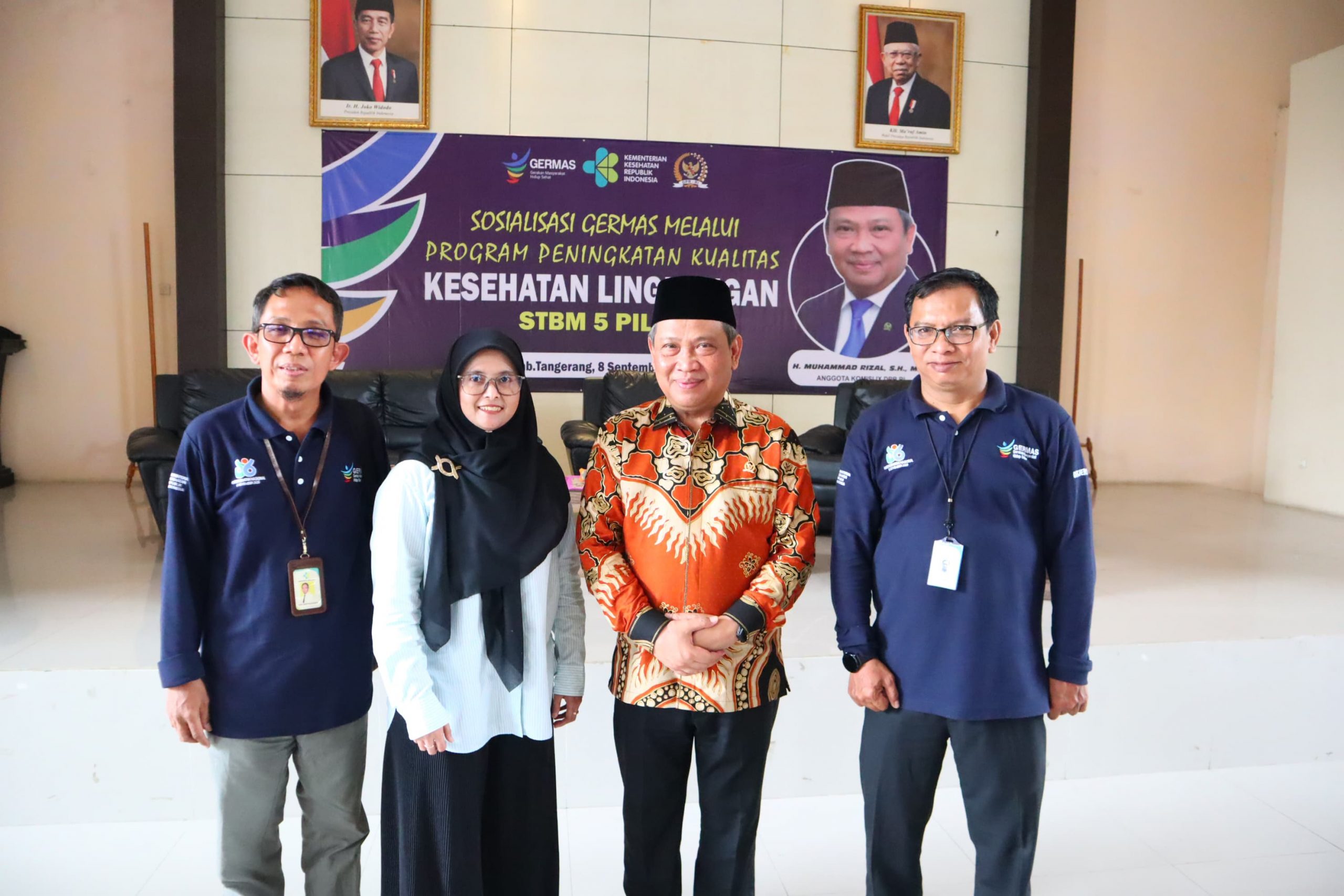 Muhammad Rizal DPR RI bersama para narasumber.