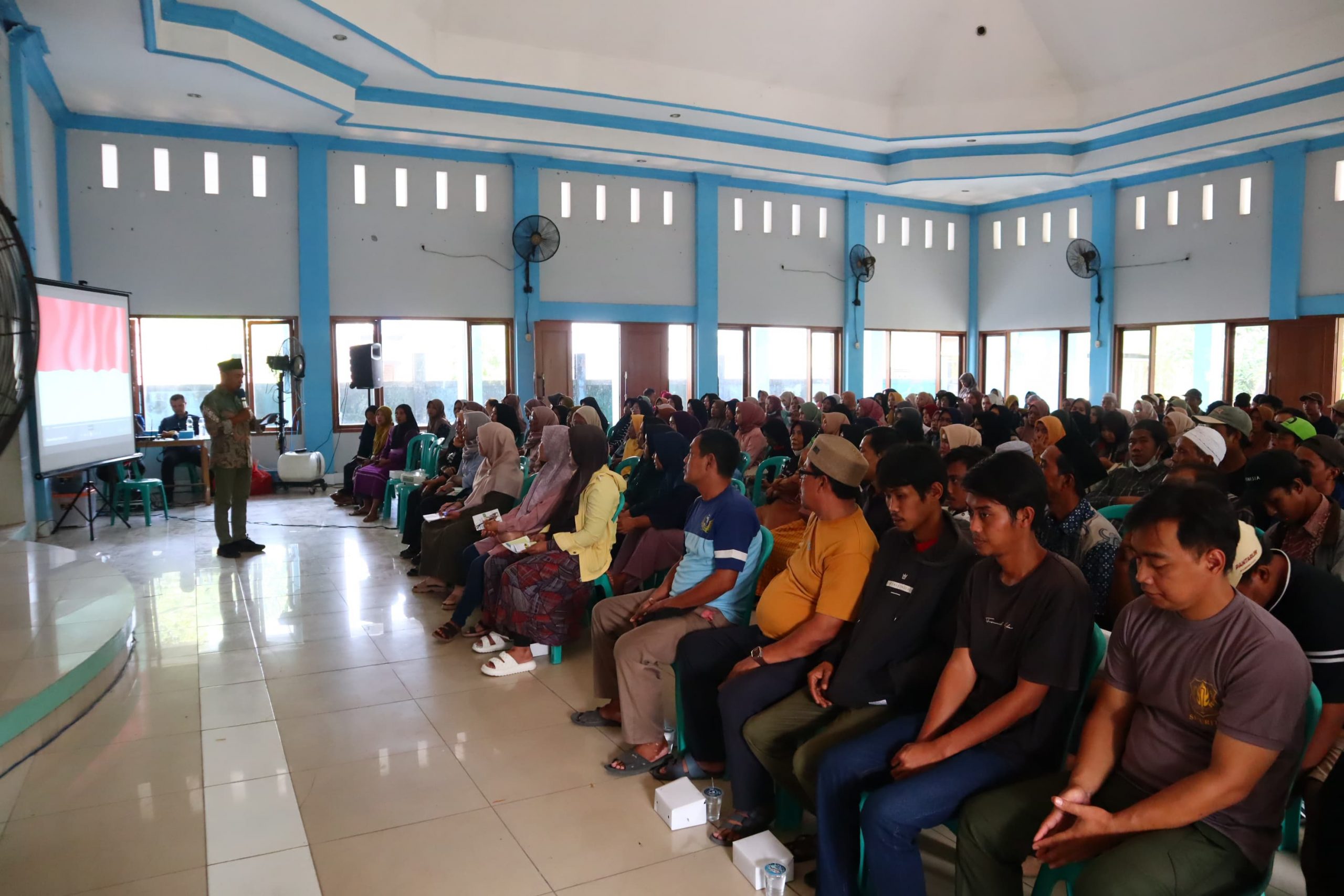 Kegiatan sosialisasi program jaminan sosial BPJSTK.