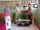 Ahmad Zuhdi Nagachi bersama ibunya saat di terima di sekolah SD Negeri 15 Tangerang.