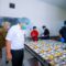 Pilar Saga Ichsan saat meninjau dapur umum MBG di Serpong.