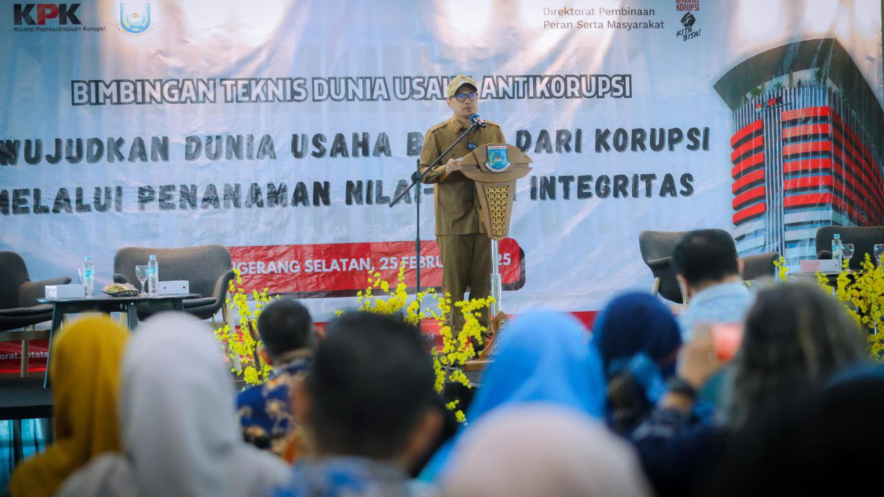 Pilar Saga Ichsan saat menyampaikan sambutannya di acara bersama KPK RI.