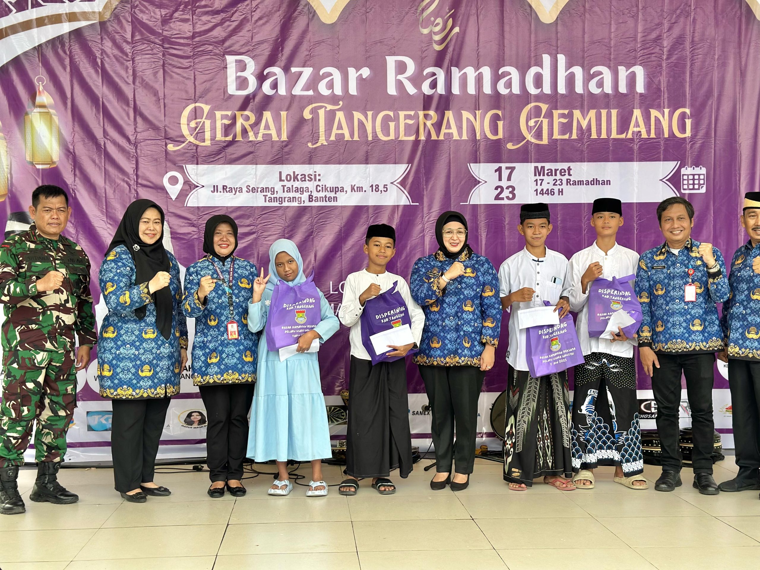 Wabup Intan saat bersama pejabat lainnya