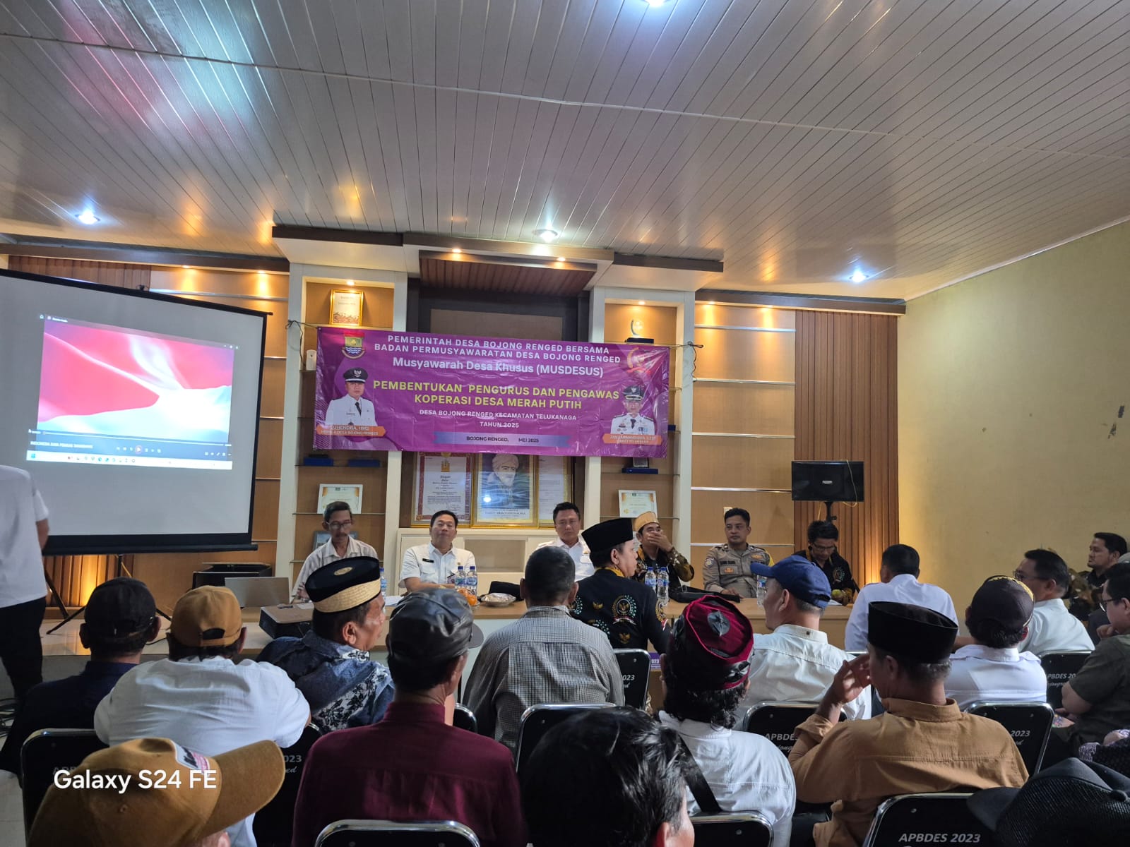 Pembentukan Koperasi Desa Merah Putih di Pemdes Bojong Renged Teluknaga.